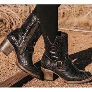Freebird by Steven Carlito Black Snake Embossed Leather Moto Luxury Western  8